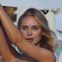 Kimberley Garner Çıplak