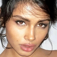Komal Khosla Çıplak