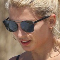 Konstantina Spyropoulou Çıplak