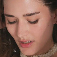 Kseniya Lips Çıplak