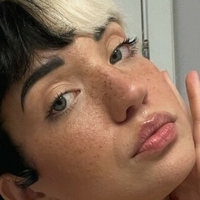 Kylebby Çıplak