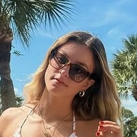 Kylee Poulton Çıplak