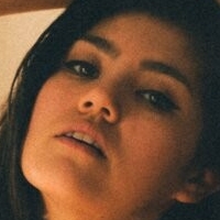Kyra Elton Çıplak