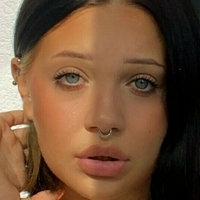 Kyrra X Çıplak