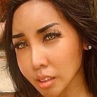 ladyboyshasha Çıplak
