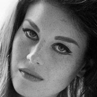 Lana Wood Çıplak