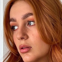 Lara Ledwidge Çıplak