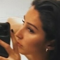 Larafina Çıplak