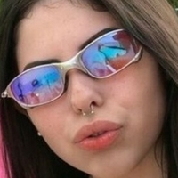 Larissa Peyerle Çıplak