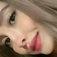 Larissaromeh Çıplak