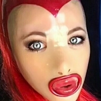 latex-lola Çıplak