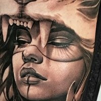 Latino Ink Çıplak