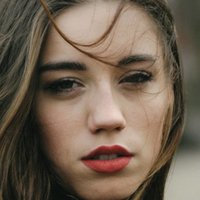 Laura Kokinova Çıplak