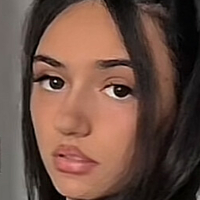 Laura Nestola Çıplak