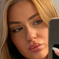 Laura Serafin Çıplak