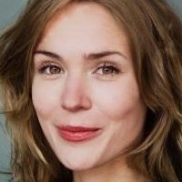 Lea Fassbender Çıplak