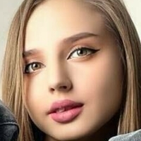 Leah Air Çıplak