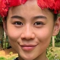 Leah Lewis Çıplak