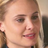Leah Pipes Çıplak