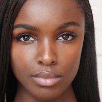 Leomie Anderson Çıplak