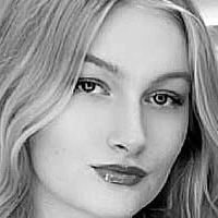 Leonie.m Çıplak