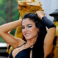Lesly Tuchez Çıplak