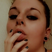 less-talk-more-goth Çıplak