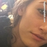 Lexi Cummins Çıplak