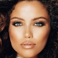 Leyla Milani Çıplak