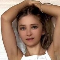 Lia Niya Çıplak