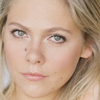 Lily Cowles Çıplak
