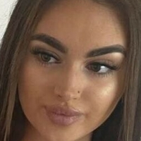 Lily Macsall Çıplak