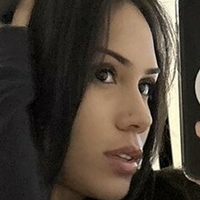 Lily Taylor Çıplak