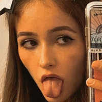 Lily Wichern Çıplak