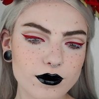 Lindy Crystal Çıplak