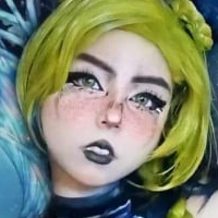 Linka Campanelli Çıplak