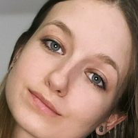 Lisa Dere Çıplak