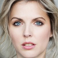 Lise Martin Çıplak