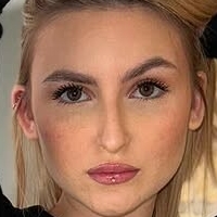 littlelini Çıplak