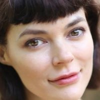 Liz Clare Çıplak