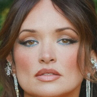 Liz Huett Çıplak