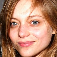Lizzie Brocheré Çıplak