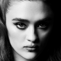 Lizzy Greene Çıplak