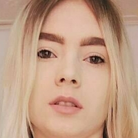 llollavip Çıplak