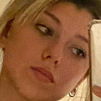 lolaylen Çıplak