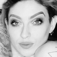 lolobrow Çıplak