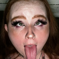 Longtonguebitch Çıplak