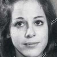 Louise Sorel Çıplak