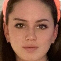 Lucy Çıplak