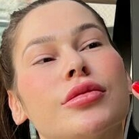 Luiza Bauermann Çıplak